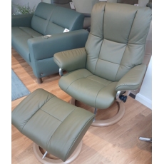 Stressless Mayfair Chair & Footstool Stressless Mayfair Chair & Footstool