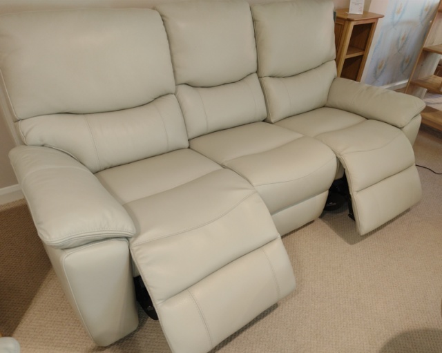 Grosvenor Promotion - 3 Seater Power Recliner Sofa in CAT15 Stone Leather
