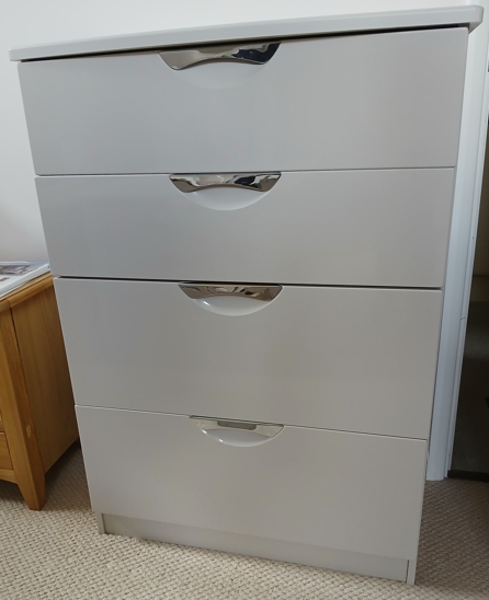 Derwent 4 'Deep' Drawer Chest