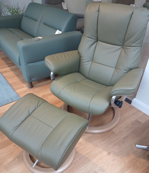 Stressless Mayfair Chair & Footstool