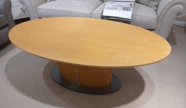 Skovby Adjustable Height Dining / Coffee Table (Rechargeable)